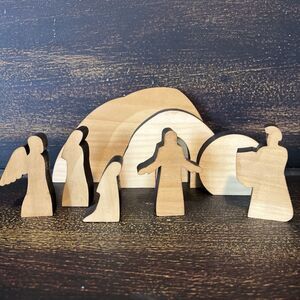 Wooden 8pc Resurrection Display 3 pc Mountain & 5 Figures  Minimalist Design